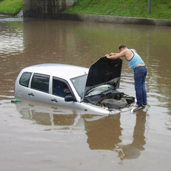 Утопленный автомобиль